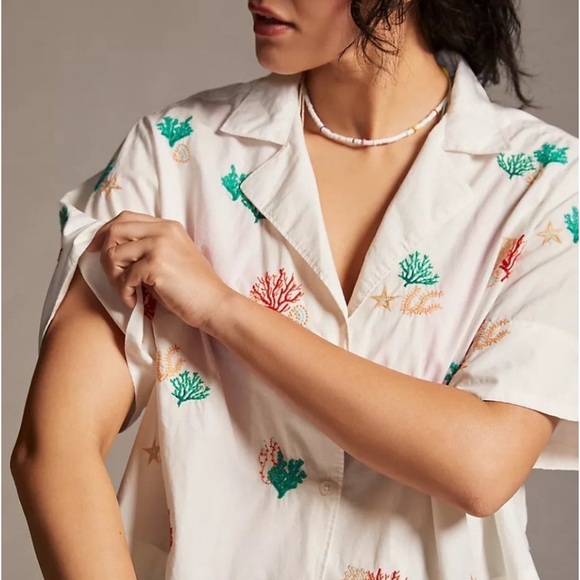 Maeve Anthropologie Short Sleeve Coral & Shell Cotton Button Front Top - Picture 15 of 16